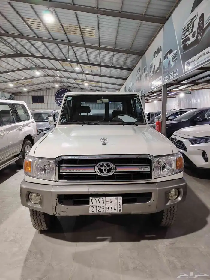 تويوتا جيب ربع 2009 0