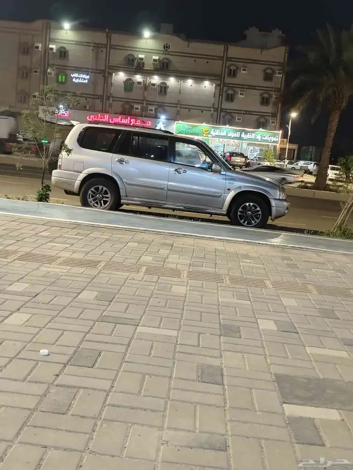 سوزوكي فيتارا 2004 0