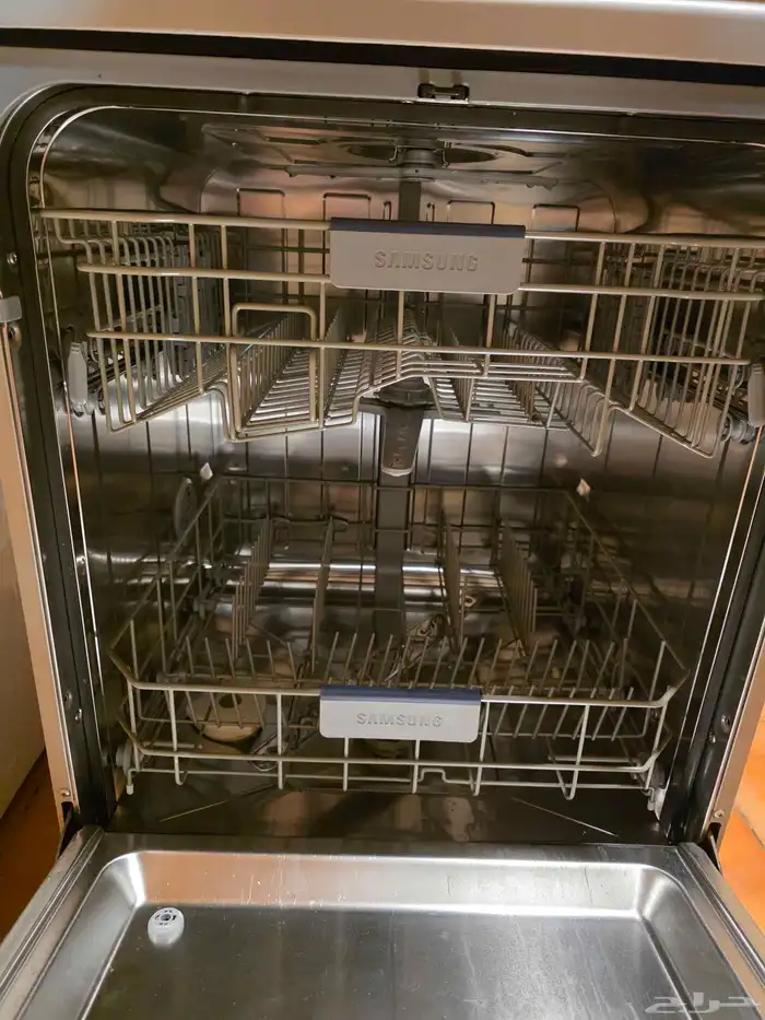 غسالة ملابس و نشافة ملابس و غسالة صحون 3