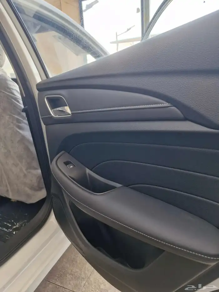 MG5 استندر2025 10