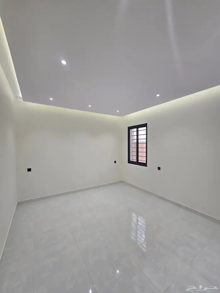 للبيع روف 620 الف وسط الخدمات 35