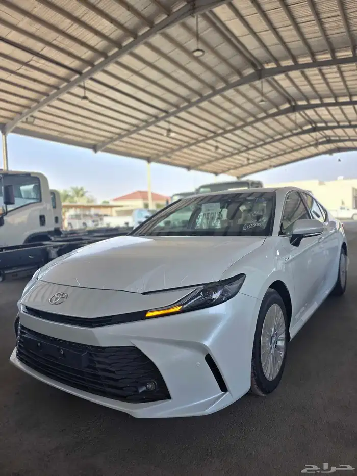 تويوتا كامري Eبلس هايبرد 2025 6