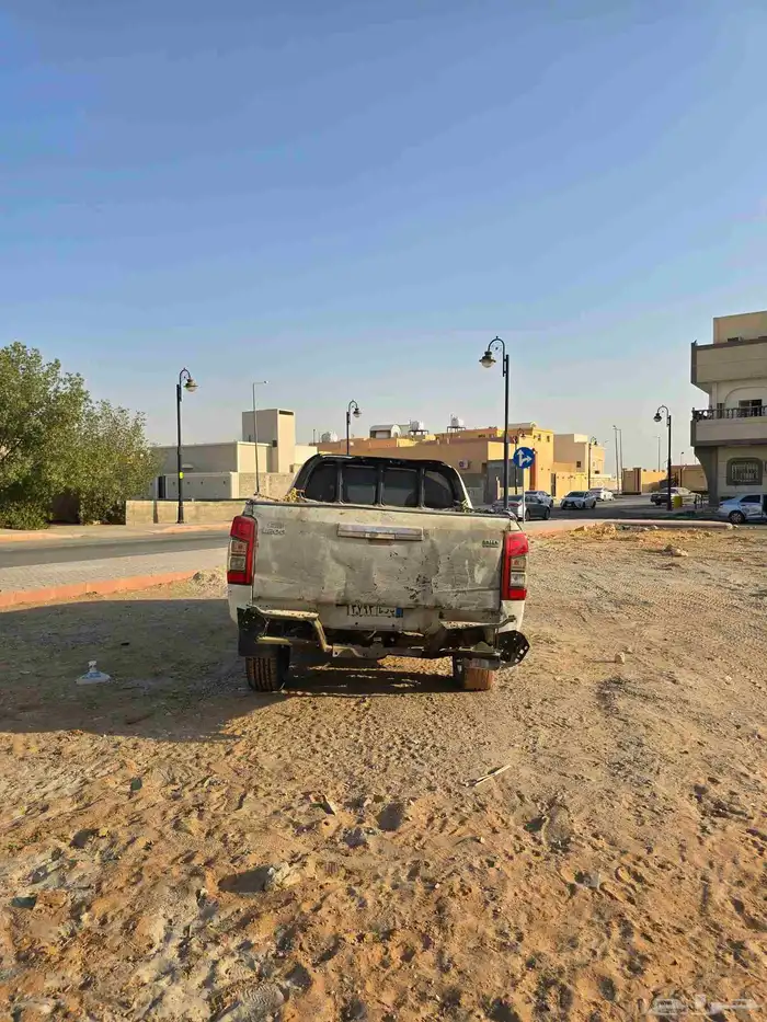 ميتسوبيشيL200فل كامل دبل كهرب مكيف خلفي مرايات كهرب قير عادي 1