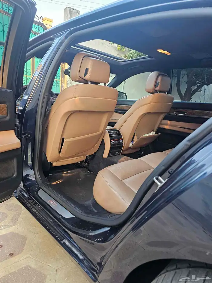 سياره بي ام دبليو للبيع BMW 2012 740Li 11
