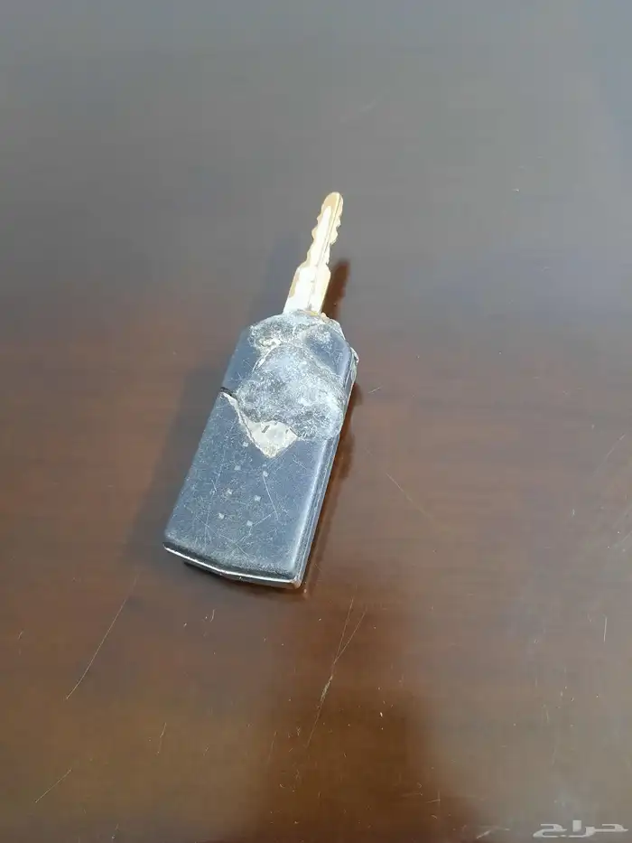 للبيع مفتاح سيارة مازدا 2007 0