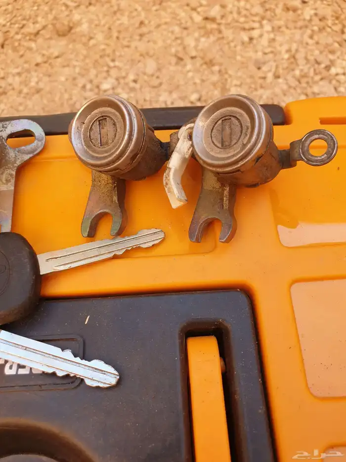 اقفال ابواب مع المفتاح كامري من 98 الى 2002 2