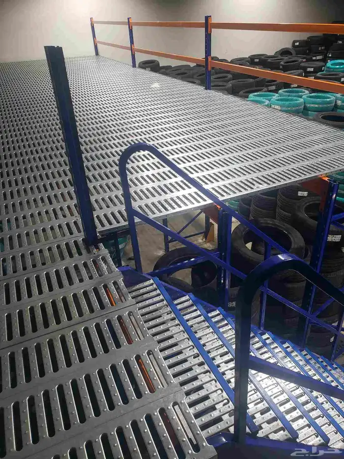 ارفف مستودعات بجميع انواعها حمولات خفيفه وثقيله 3