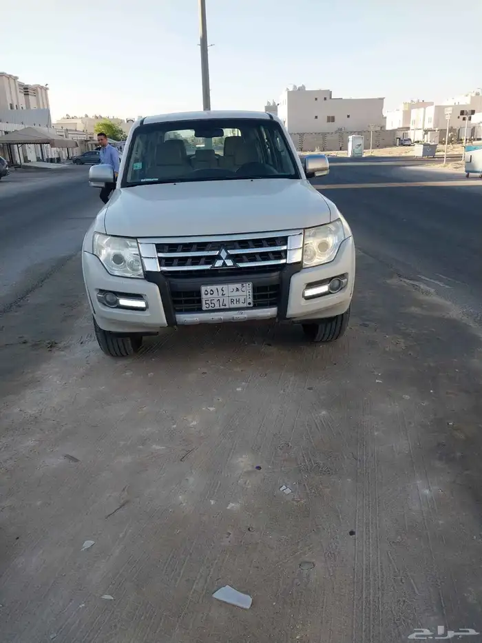 للبيع مستوبيشي باجيرو 2016 0