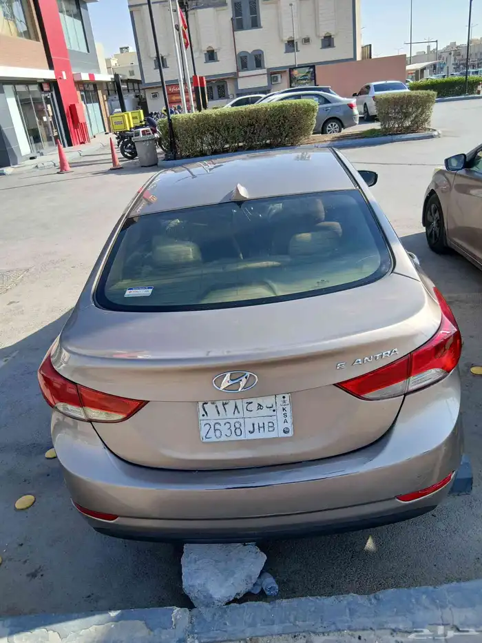 سيارة النترا 1