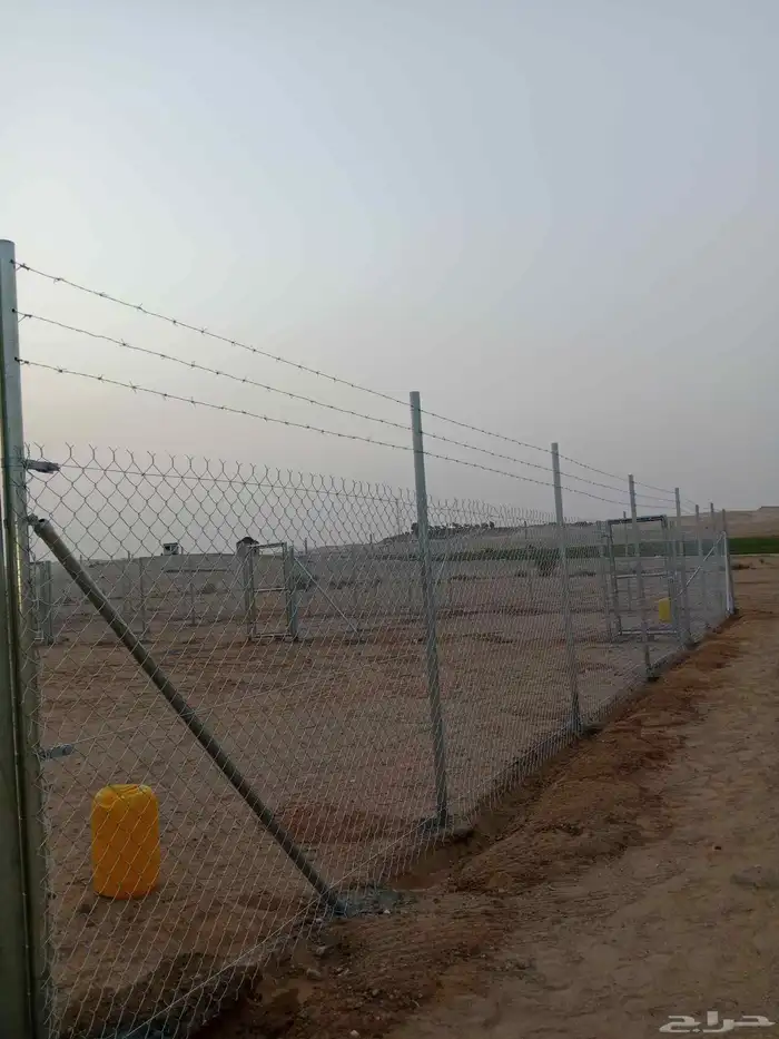 نقوم بتركيب وتوريد جميع انواع الشبوك ملاعب مزارع كسرات 6