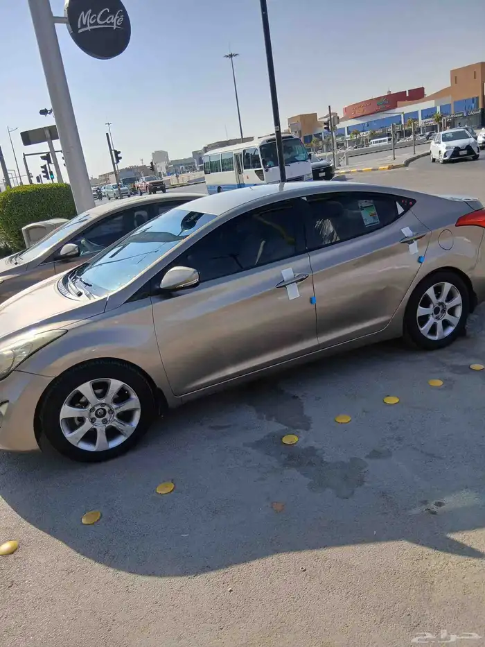 سيارة النترا 3