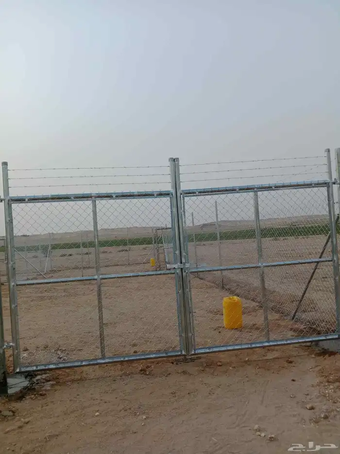 نقوم بتركيب وتوريد جميع انواع الشبوك ملاعب مزارع كسرات 4