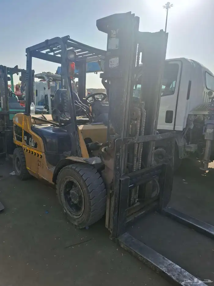 رافعه شوكيه فوركلفت إيجار 1