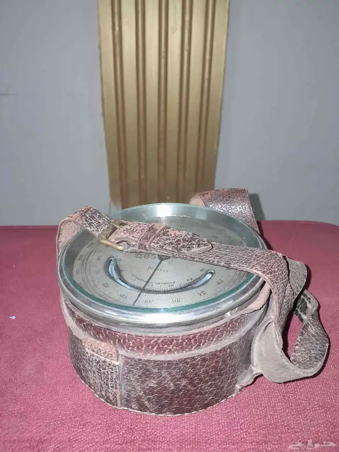 بارومتر قديم 1