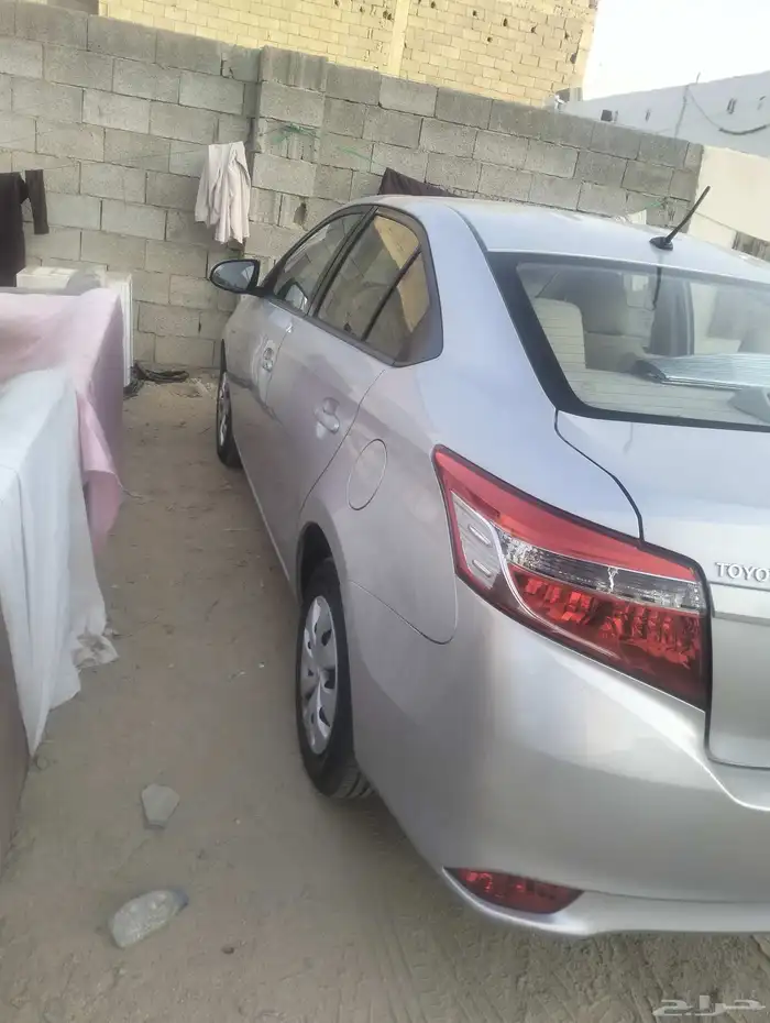 توياتا يارس 2016 1