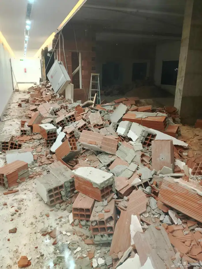 مقاول تكسير وترميم العماير والمنازل وتعديل في المحلات التجار 0