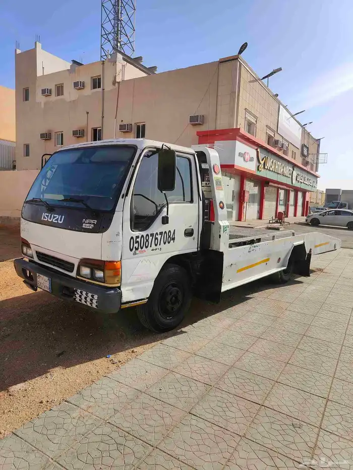 دينه ايسوزو 2002 NPR للبيع قطع تشليح جميع القطع والمحركات 0