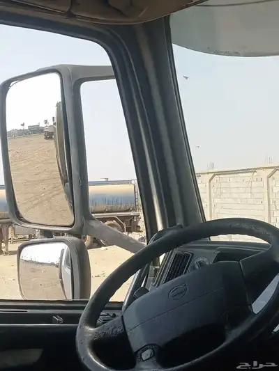 ساىق تريله رخصه ثقيل يبحث عن عمل موجود في الوجه 0