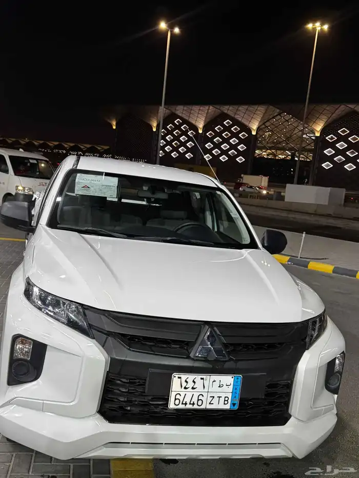 ونيت مستوبيشي 2023دغمارتين يزل 14