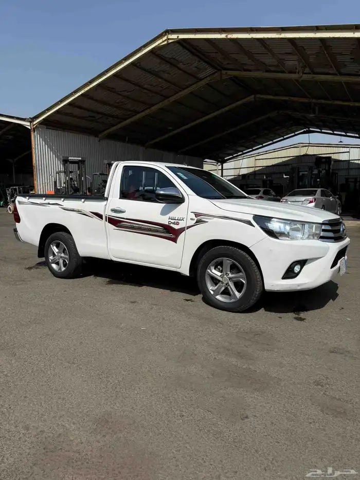 وانيت تويوتا موديل 17 3