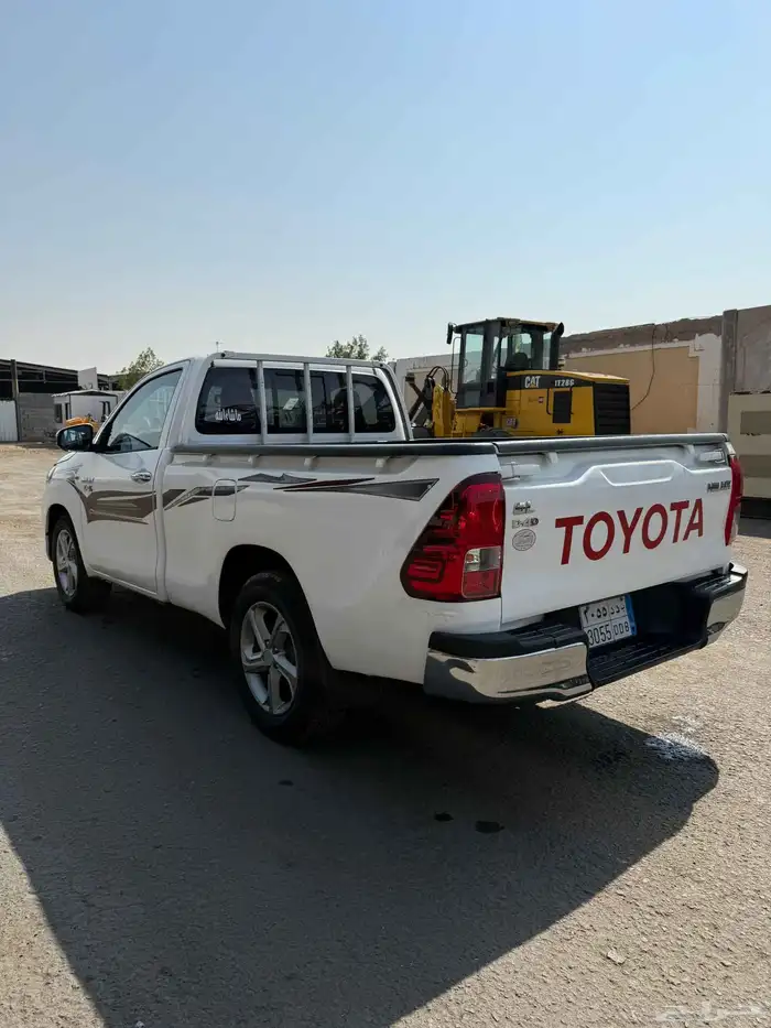 وانيت تويوتا موديل 17 6