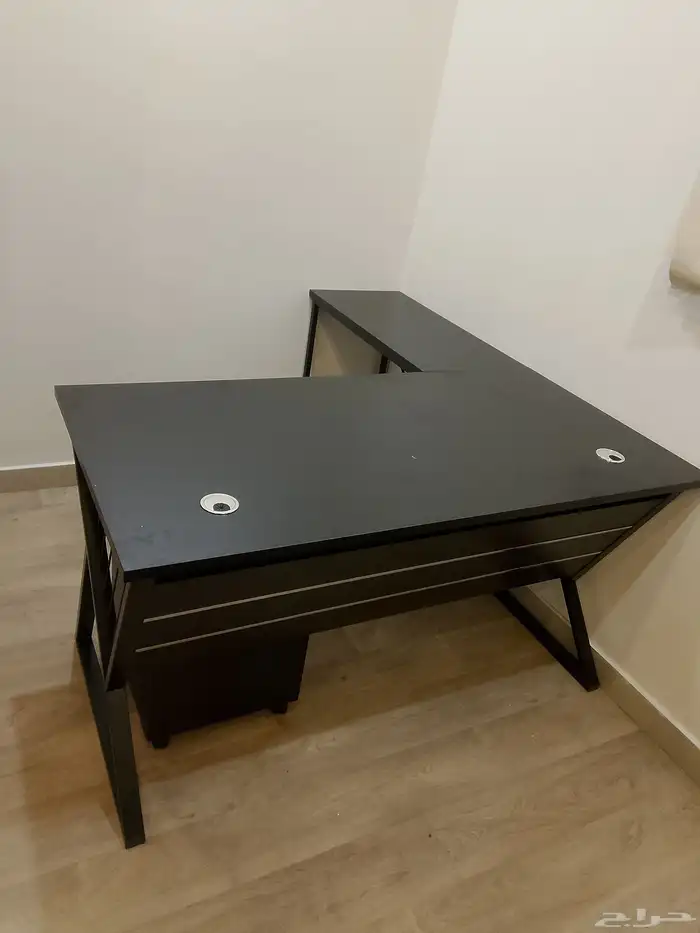 خدمة عملاء 24 ساعة   مكاتب ادارية  مكاتب كراسي  اثاث مكتبي 10