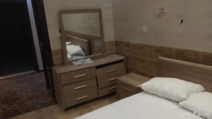 غرفة نوم 3قطع مع المرتبة على السوم 2