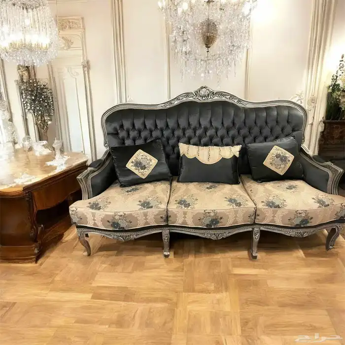 كنب فخم بحالة ممتازة 1