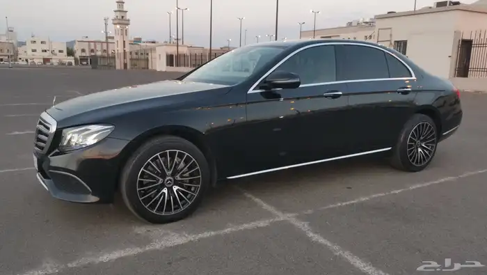 مرسيدس E300 4