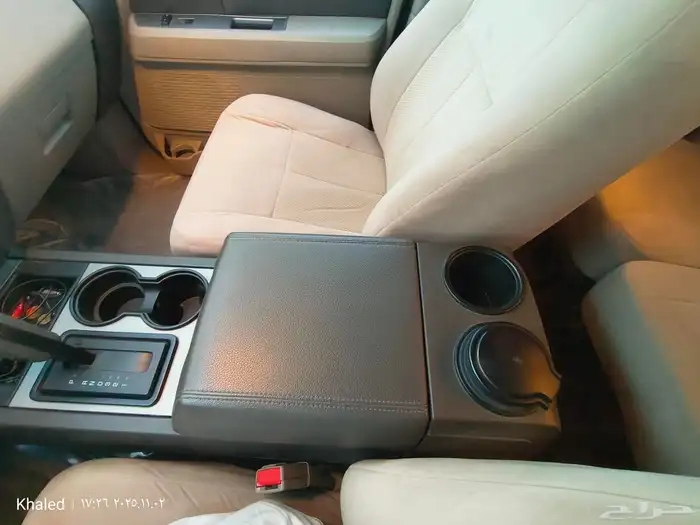 أكسبديشن 2013 دبل XLT نظيف 17