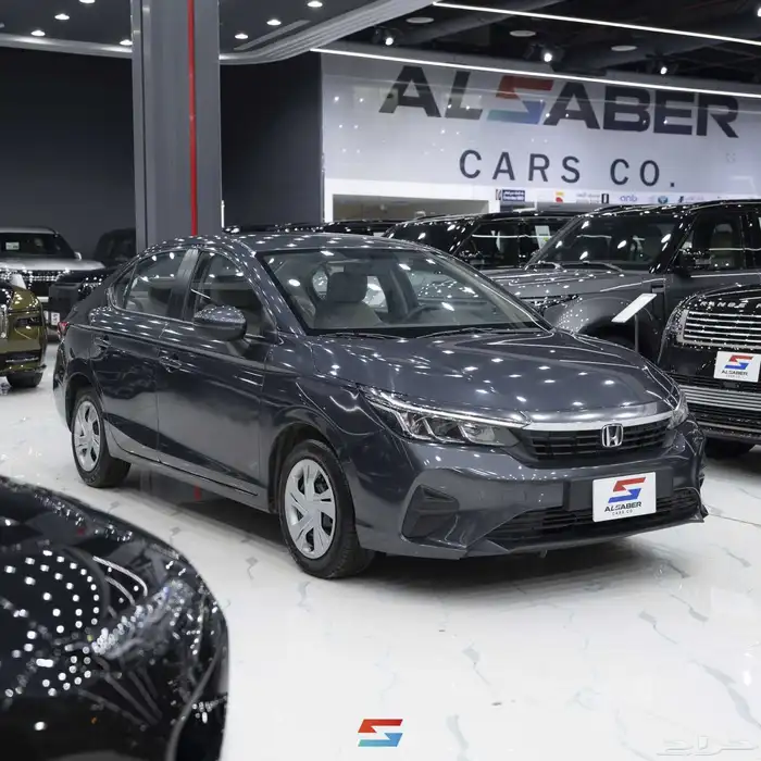 هوندا سيتي موديل 2024 مستخدم نظيف الممشى 18الف 1