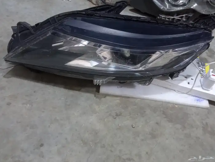 شمعه يسار ميتسوبيشي متسوبيشي 2020-2025 0