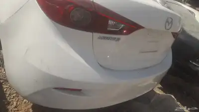 مازدا 3 موديل 2018 تشليح قطع غيار السيارات 0