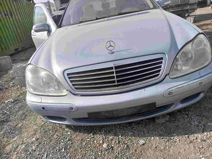 تشليح قطع غيار مرسيدس فياجره مديل 2004فل كامل 5