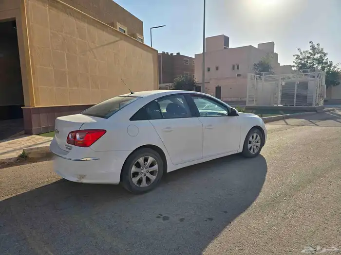 سيارة شيفروليه كروز 2017 بحالة ممتازة 7