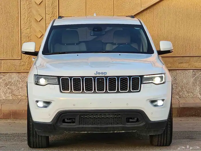 جراند شيروكي 2021ممشي 133الف كم 1