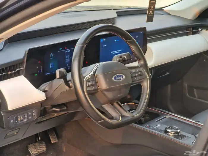 فورد توروس 2023 تيتانيوم 8