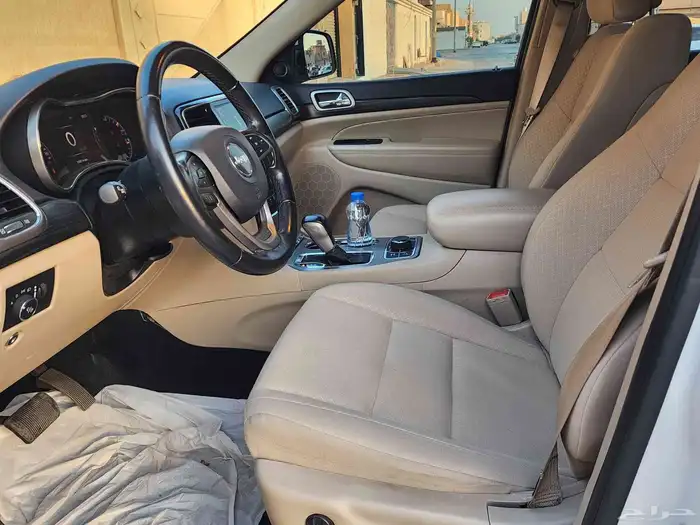 جراند شيروكي 2021ممشي 133الف كم 12