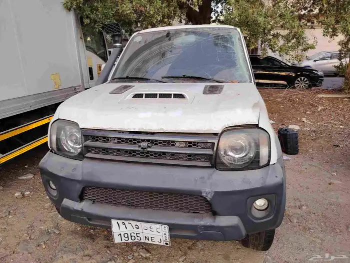 سوزوكي جمني مصدوم 5