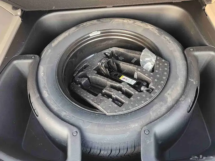 جراند شيروكي 2021ممشي 133الف كم 18