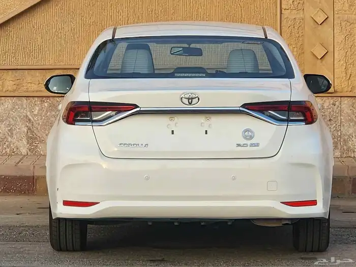 تويوتا كورولا 2022 ممشي 130الف كم 6