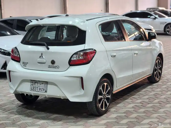 مستبيشي سبيس ستار موديل 2024 5