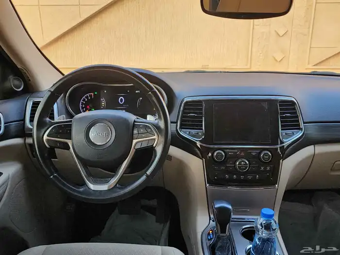 جراند شيروكي 2021ممشي 133الف كم 15