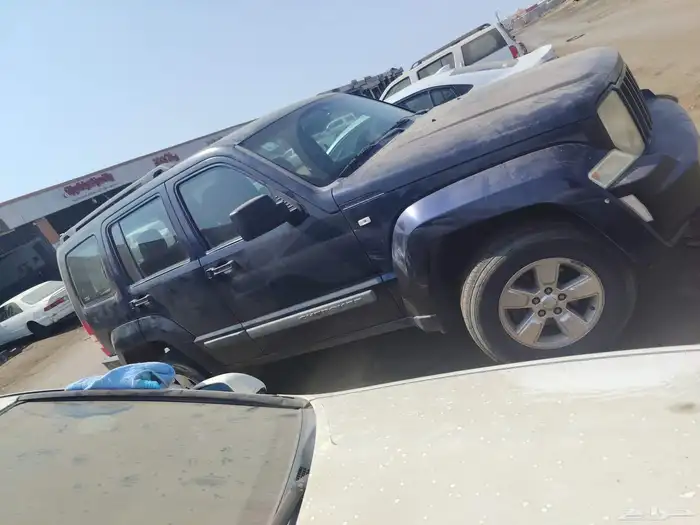 سياره جيب شيروكي 2012. النسخه الاخيره مجدد مفحوص جاهز كل شي 2