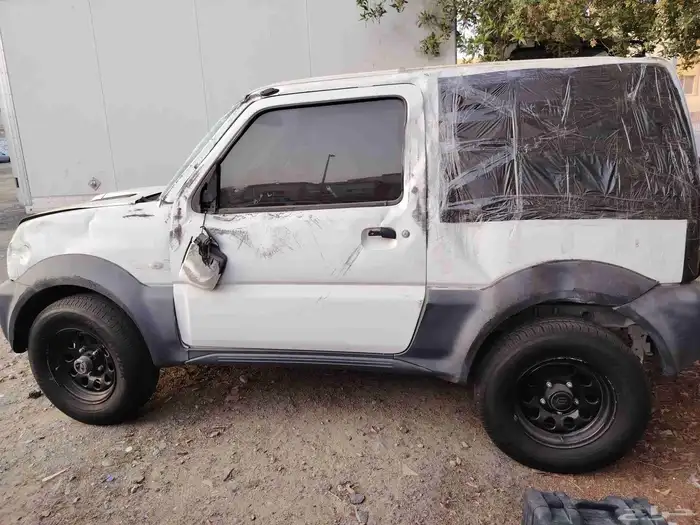 سوزوكي جمني مصدوم 4