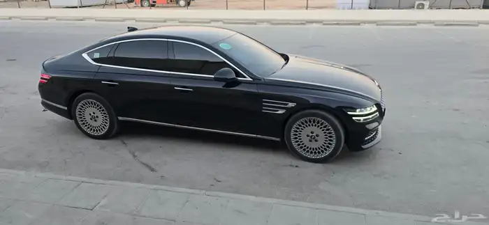 جننيسG80رويال 2023 2