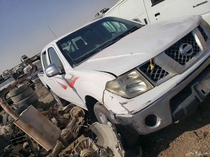 نيسان نافارا 1