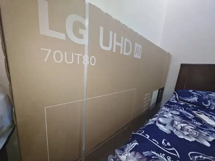 LG 70 Inch 4K Ultra HD LED  New in carton. Not open or used 0