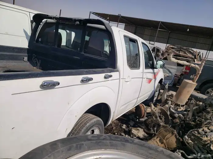 نيسان نافارا 2