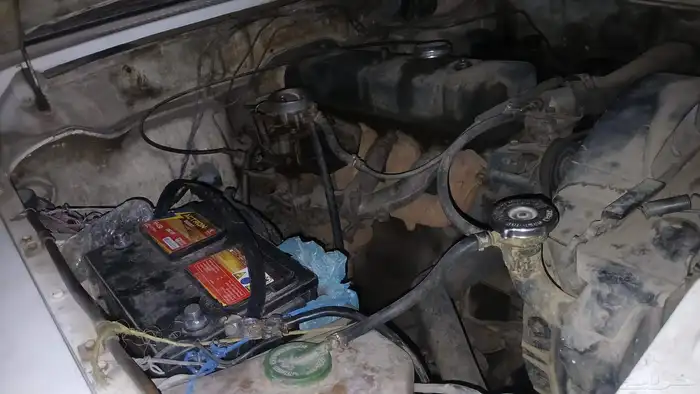 جيب نيسان مديل 1984 على السوم شغال نضيفه 1